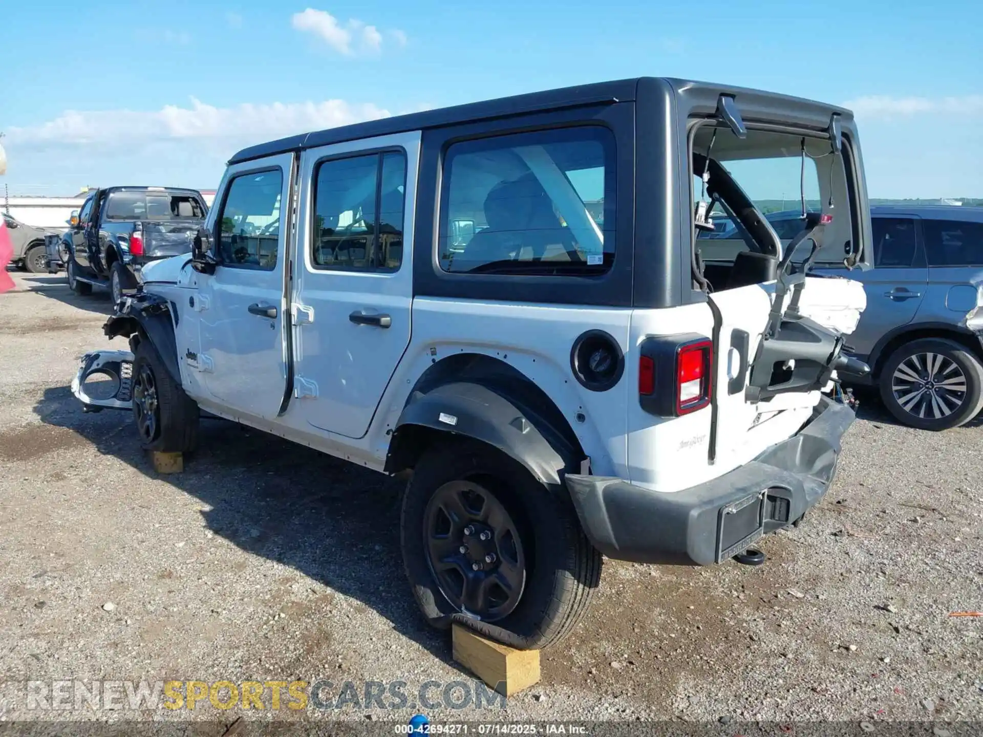 3 Photograph of a damaged car 1C4PJXDN2SW523322 JEEP WRANGLER 2025