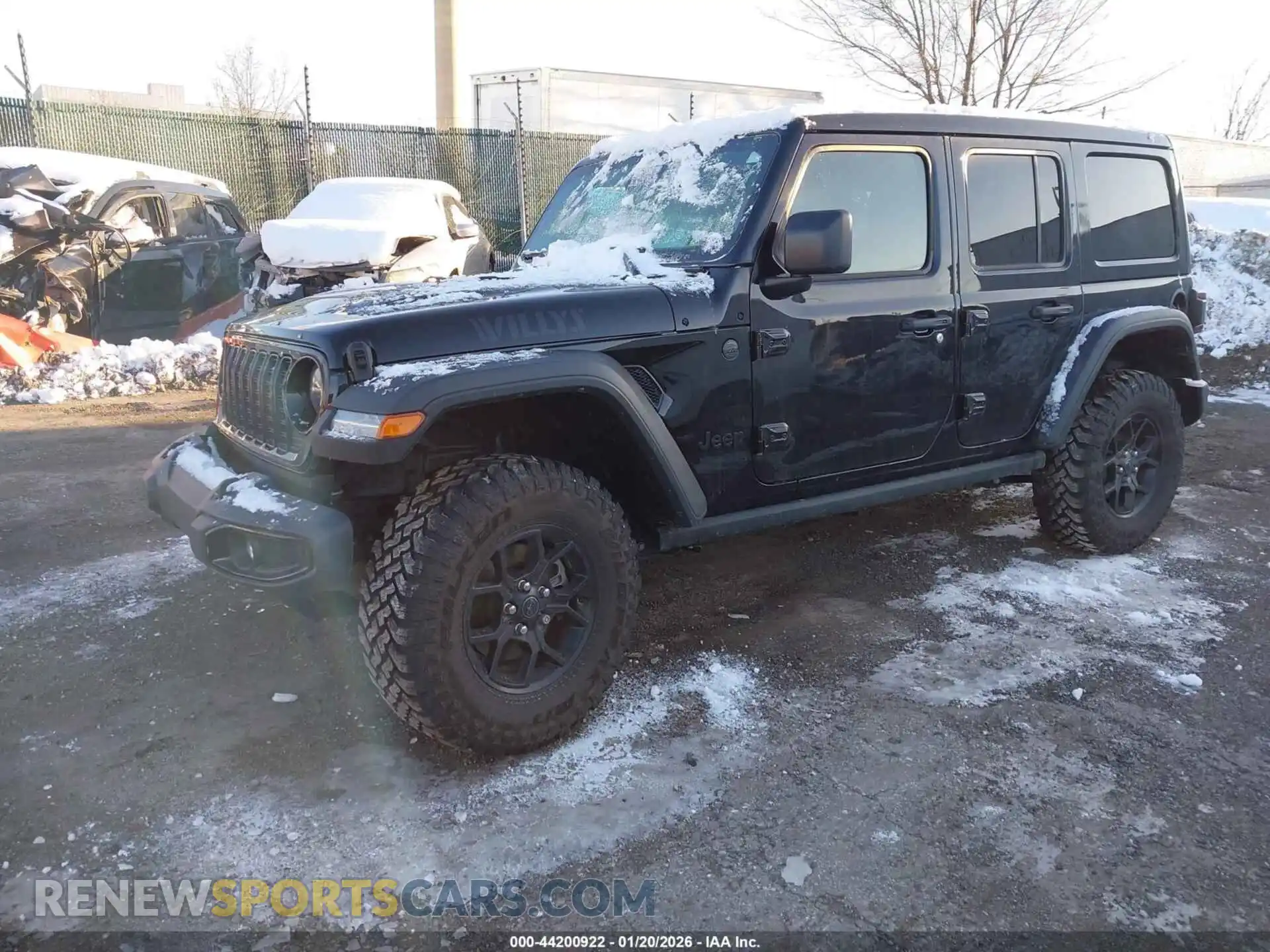2 fotografías del automóvil dañado 1C4PJXDN6SW565511 JEEP WRANGLER 2025