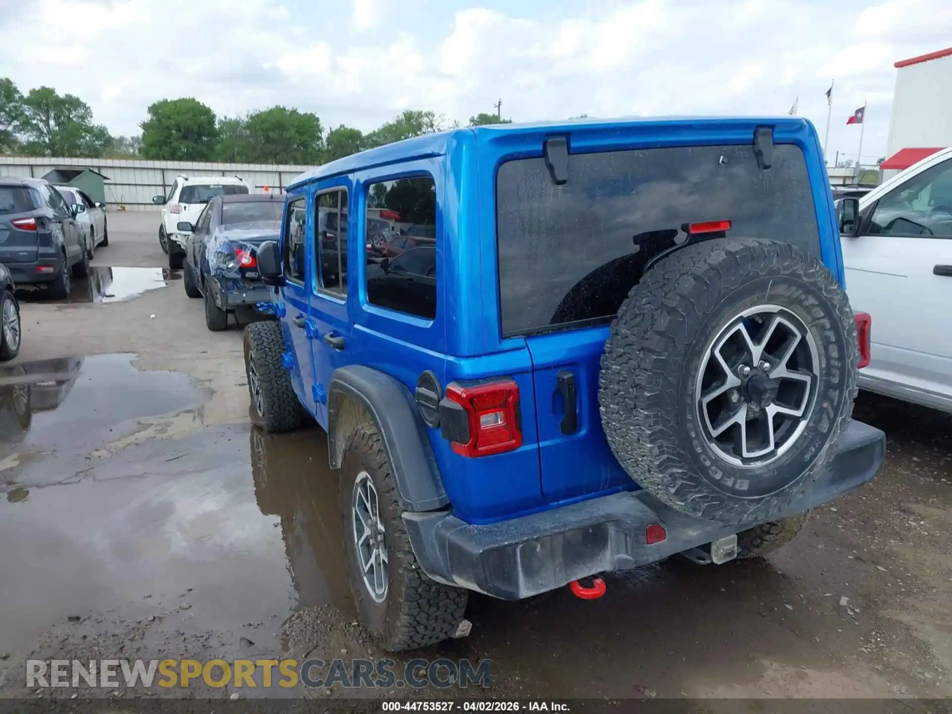 3 Photograph of a damaged car 1C4PJXFG5SW632310 JEEP WRANGLER 2025