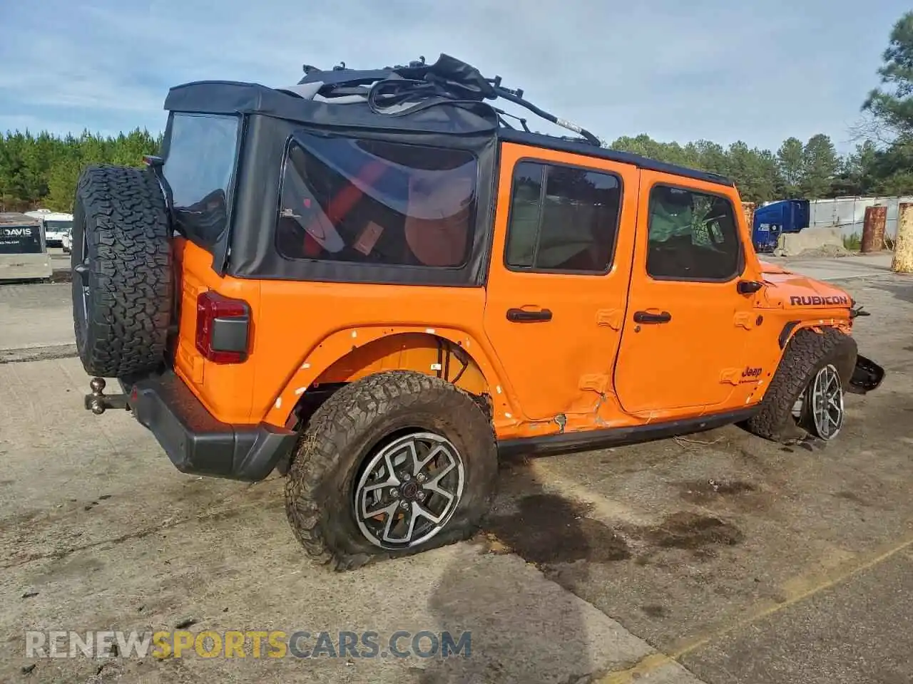 3 Photograph of a damaged car 1C4PJXFG8SW593471 JEEP WRANGLER 2025