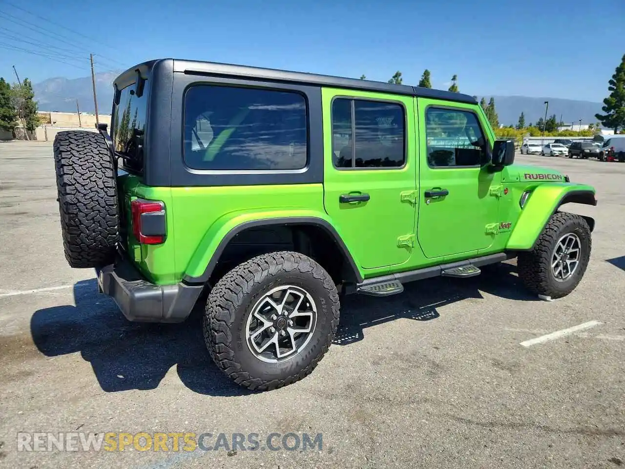 3 Photograph of a damaged car 1C4PJXFG9SW659722 JEEP WRANGLER 2025