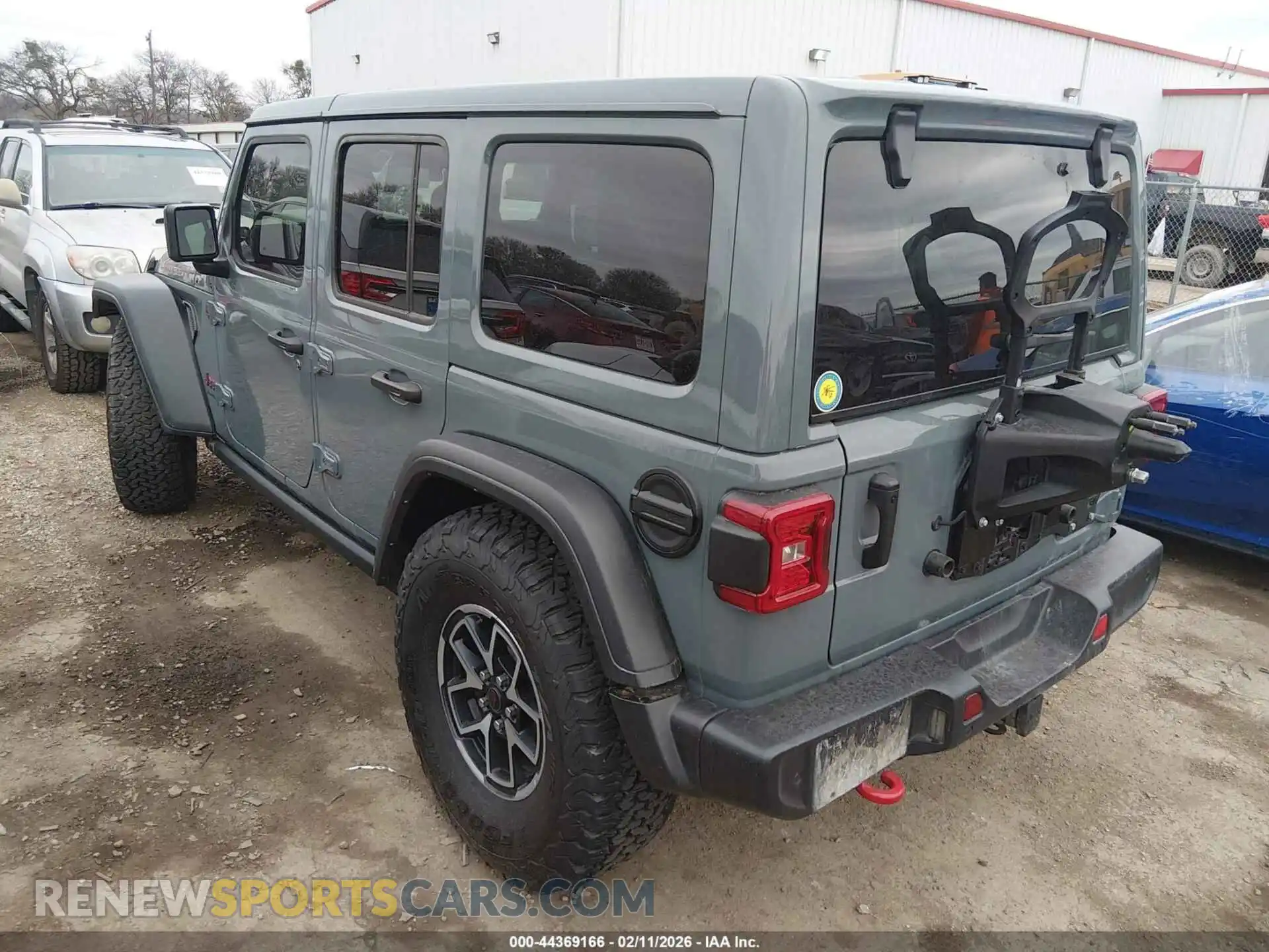 3 Photograph of a damaged car 1C4PJXFGXSW535393 JEEP WRANGLER 2025