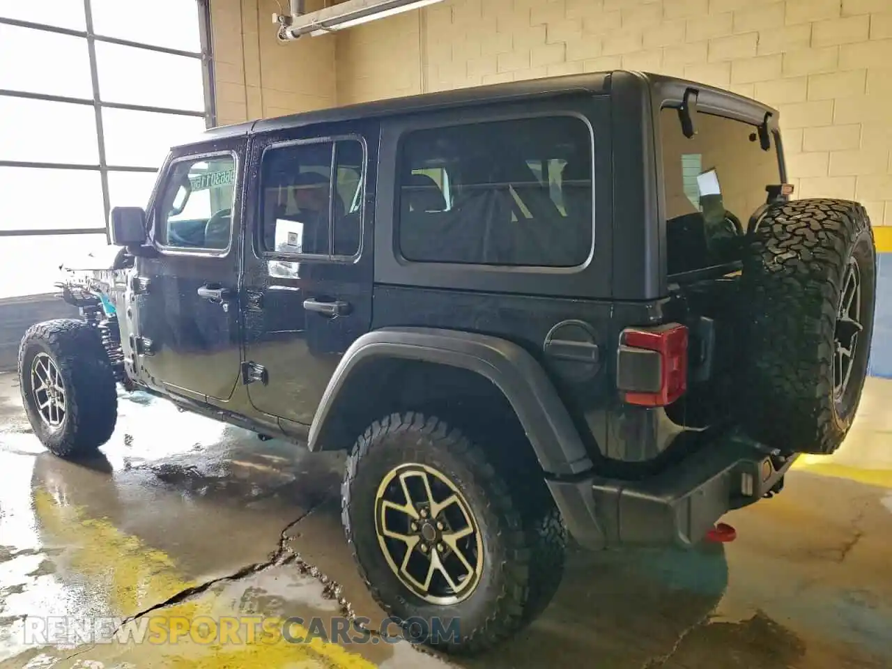 2 Photograph of a damaged car 1C4PJXFN0SW500229 JEEP WRANGLER 2025
