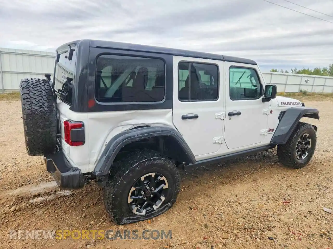 3 Photograph of a damaged car 1C4PJXFN1SW526600 JEEP WRANGLER 2025