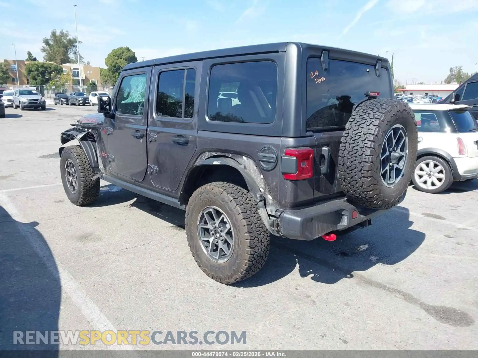 3 Photograph of a damaged car 1C4PJXFN2SW664095 JEEP WRANGLER 2025