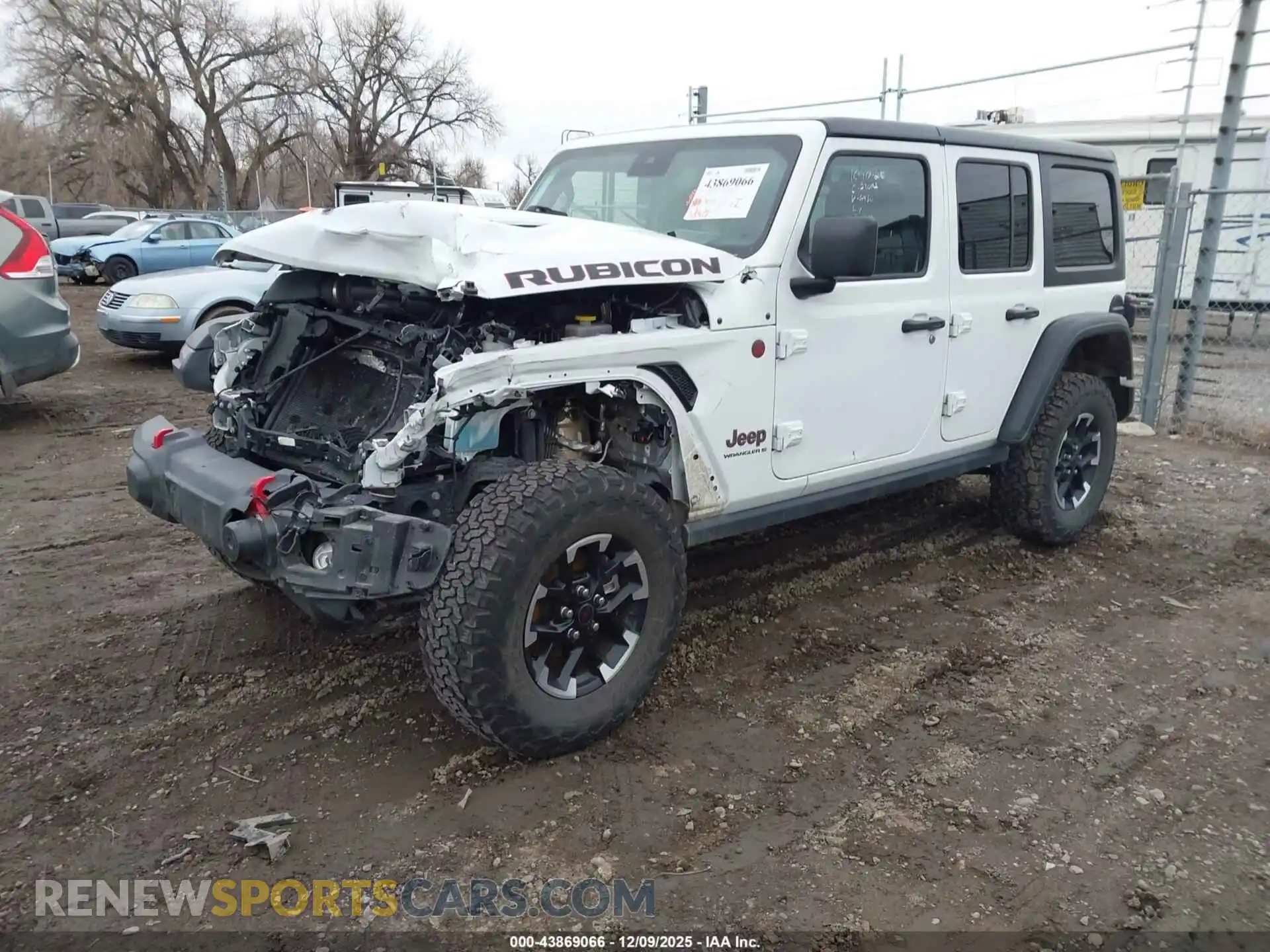 2 Photograph of a damaged car 1C4PJXFN3SW526436 JEEP WRANGLER 2025