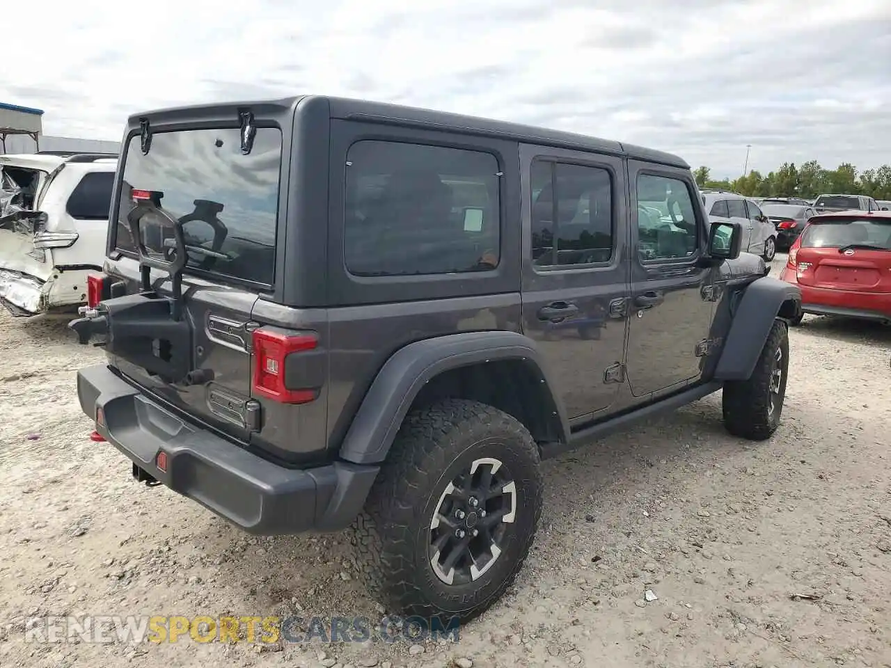 3 Photograph of a damaged car 1C4PJXFN3SW527053 JEEP WRANGLER 2025