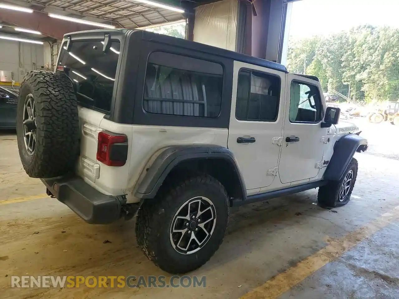 3 Photograph of a damaged car 1C4PJXFN3SW527716 JEEP WRANGLER 2025