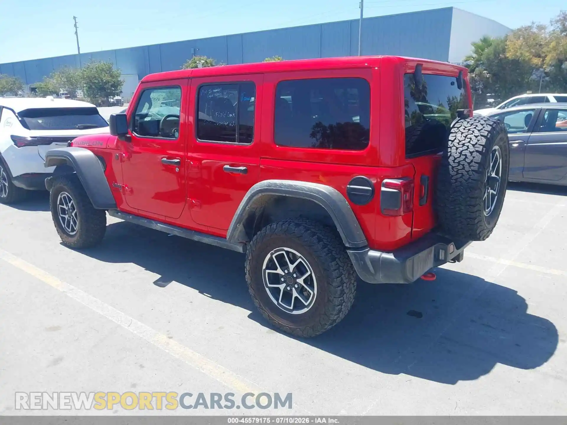 3 Photograph of a damaged car 1C4PJXFN3SW572669 JEEP WRANGLER 2025