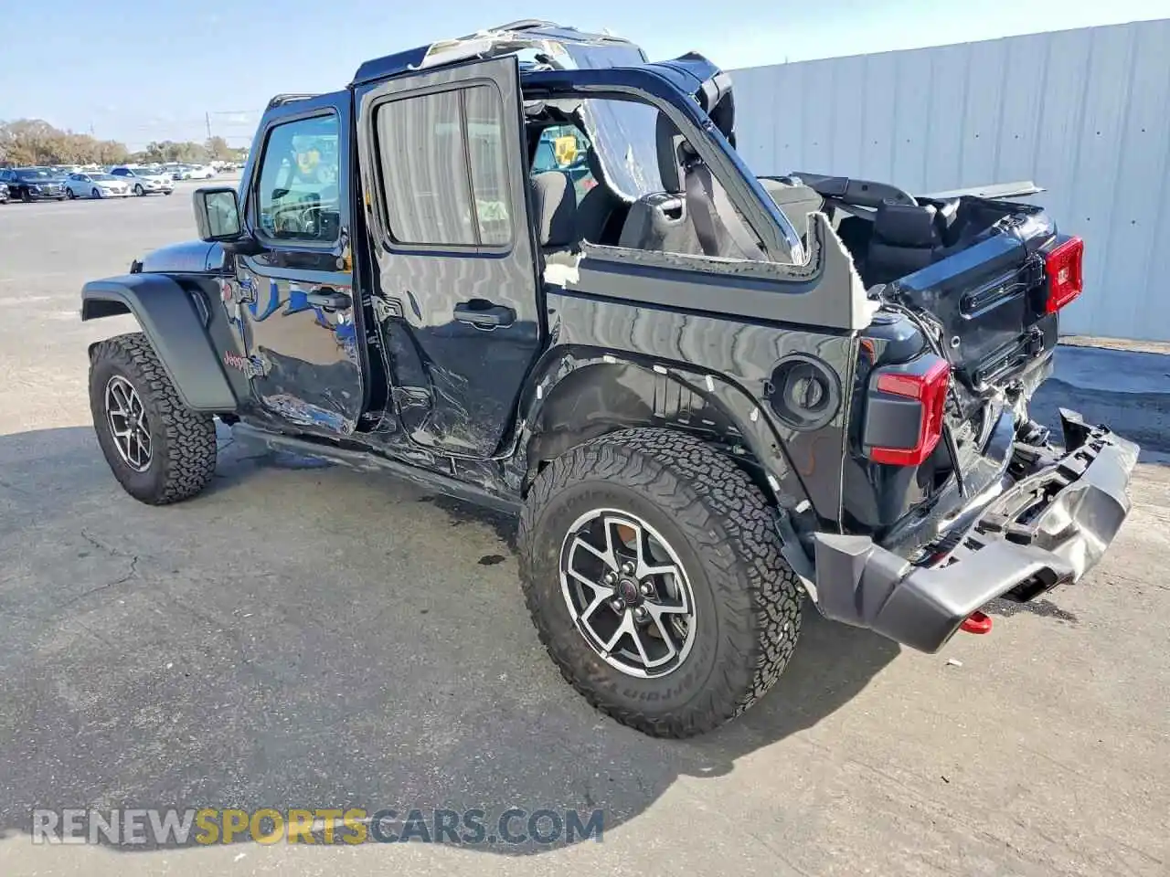 2 fotografías del automóvil dañado 1C4PJXFN5SW664138 JEEP WRANGLER 2025