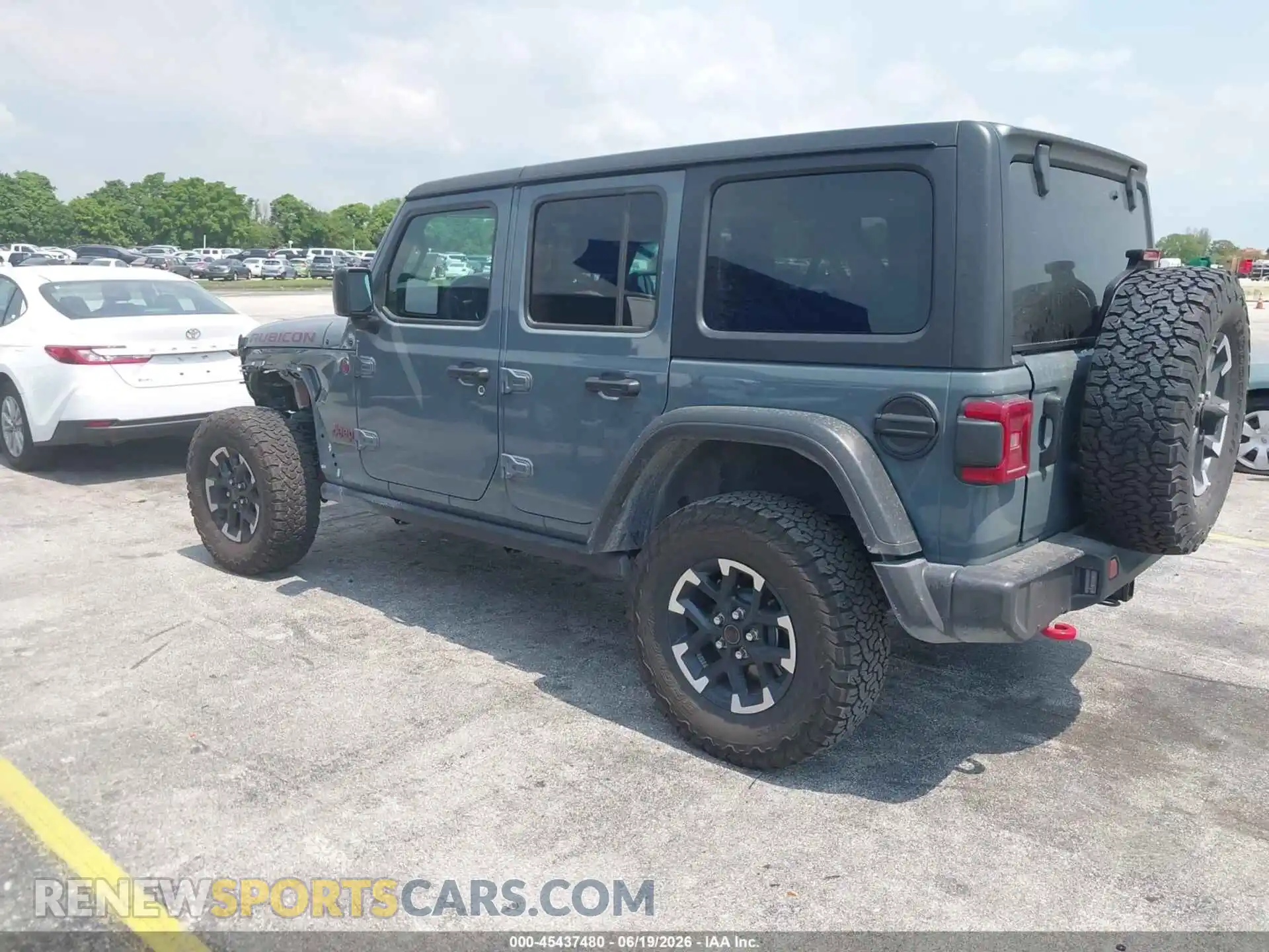 3 Photograph of a damaged car 1C4PJXFN6SW664195 JEEP WRANGLER 2025