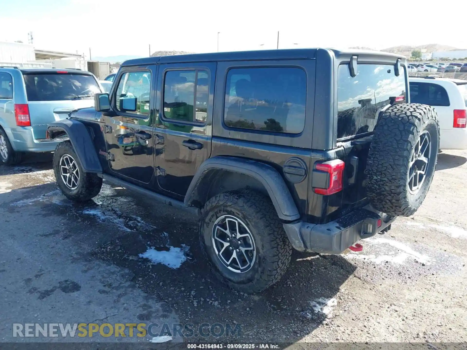 3 Photograph of a damaged car 1C4PJXFN7SW527539 JEEP WRANGLER 2025
