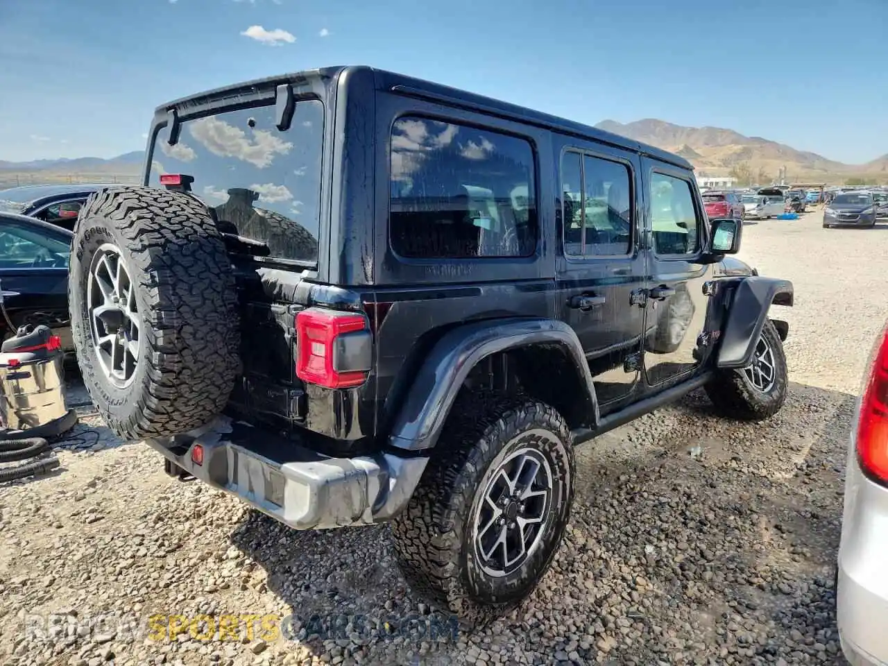 3 Photograph of a damaged car 1C4PJXFNXSW560387 JEEP WRANGLER 2025