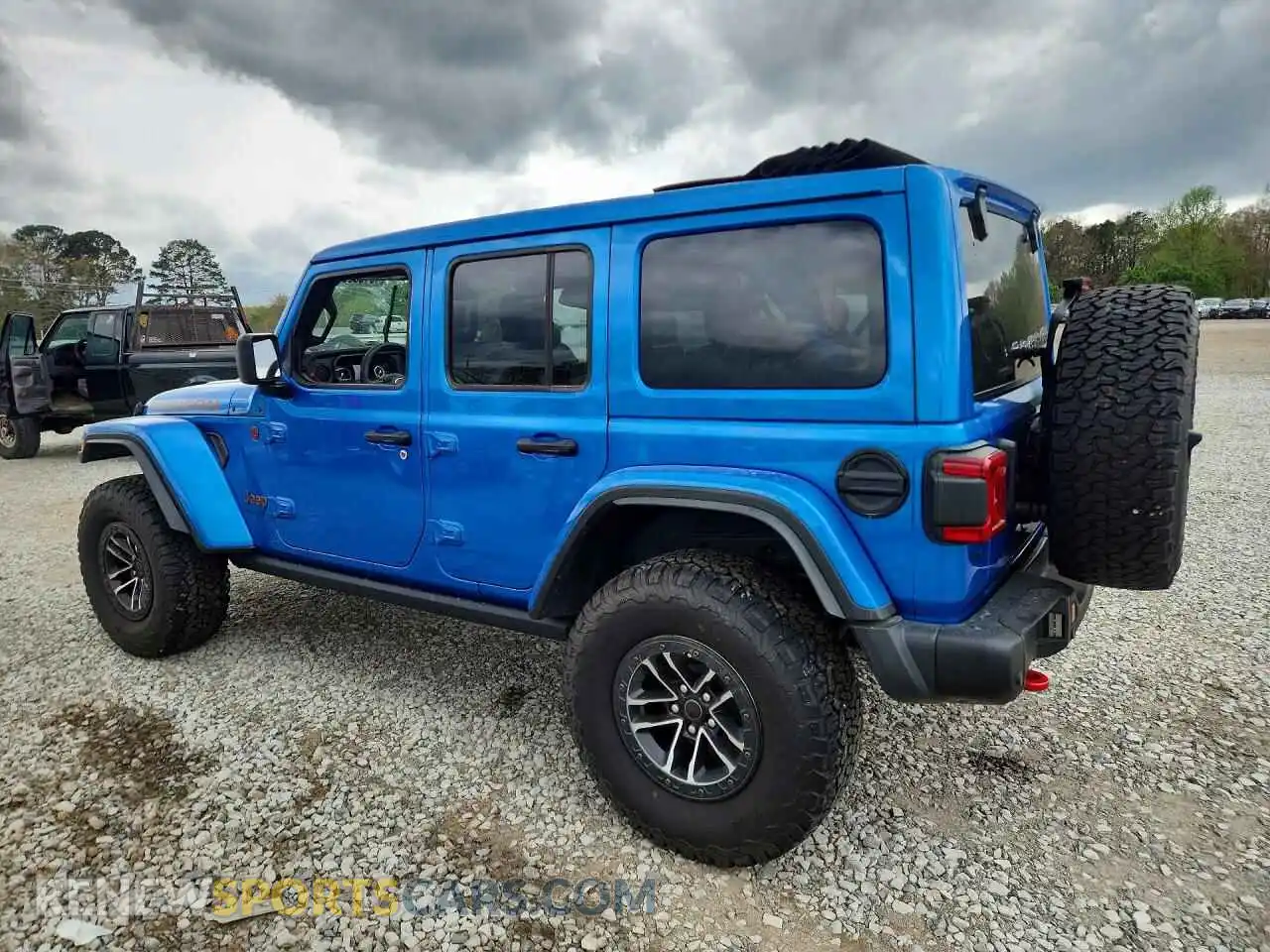 2 Photograph of a damaged car 1C4RJXFG6SW660285 JEEP WRANGLER 2025