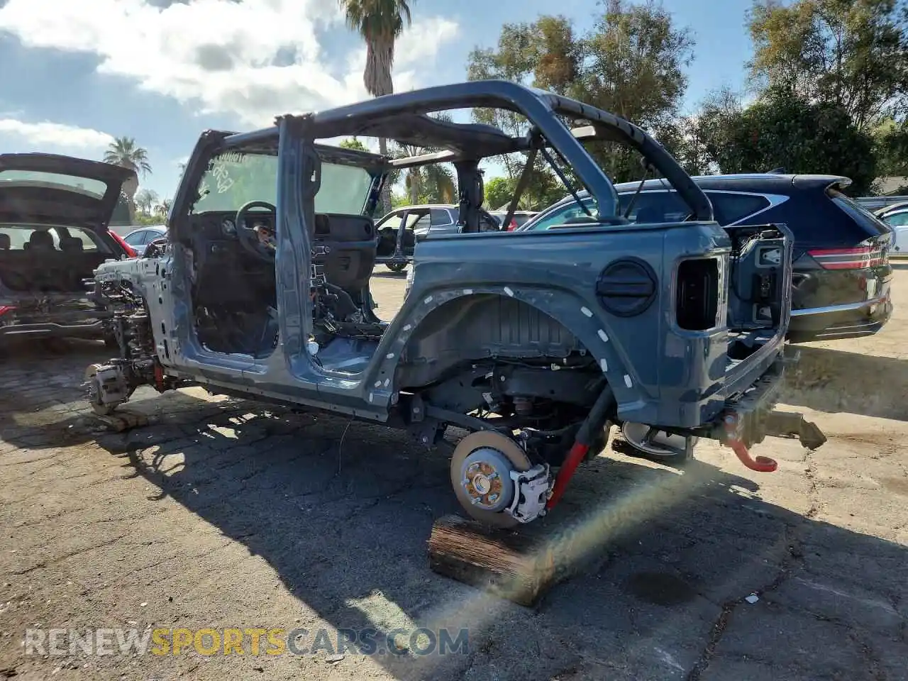 2 fotografías del automóvil dañado 1C4RJXFG9SW625837 JEEP WRANGLER 2025