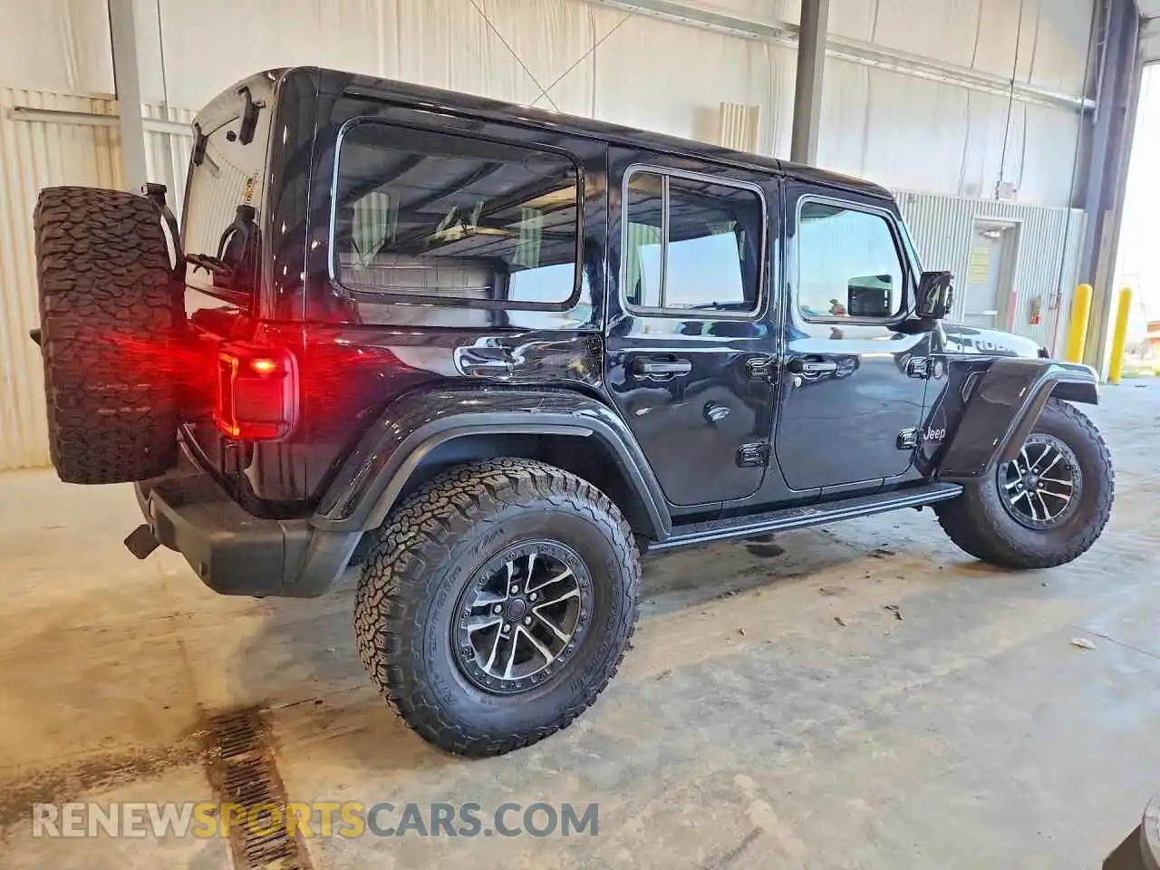 3 fotografías del automóvil dañado 1C4RJXFN0SW605376 JEEP WRANGLER 2025