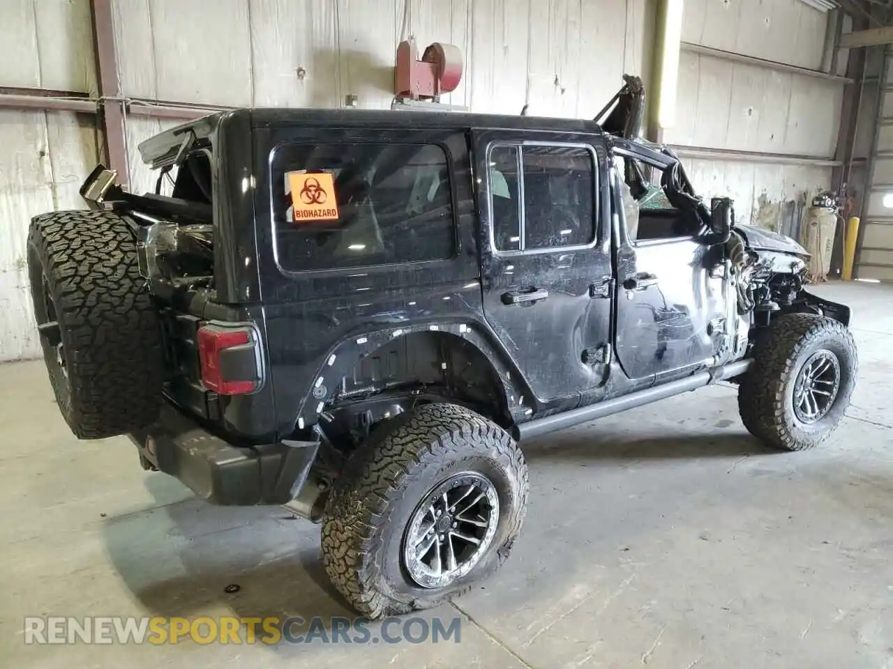 3 Photograph of a damaged car 1C4RJXFN3SW507782 JEEP WRANGLER 2025