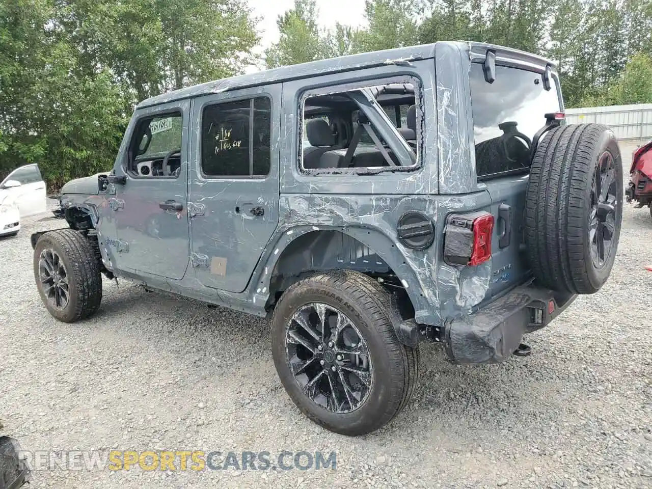 2 Photograph of a damaged car 1C4RJXP65SW579073 JEEP WRANGLER 2025