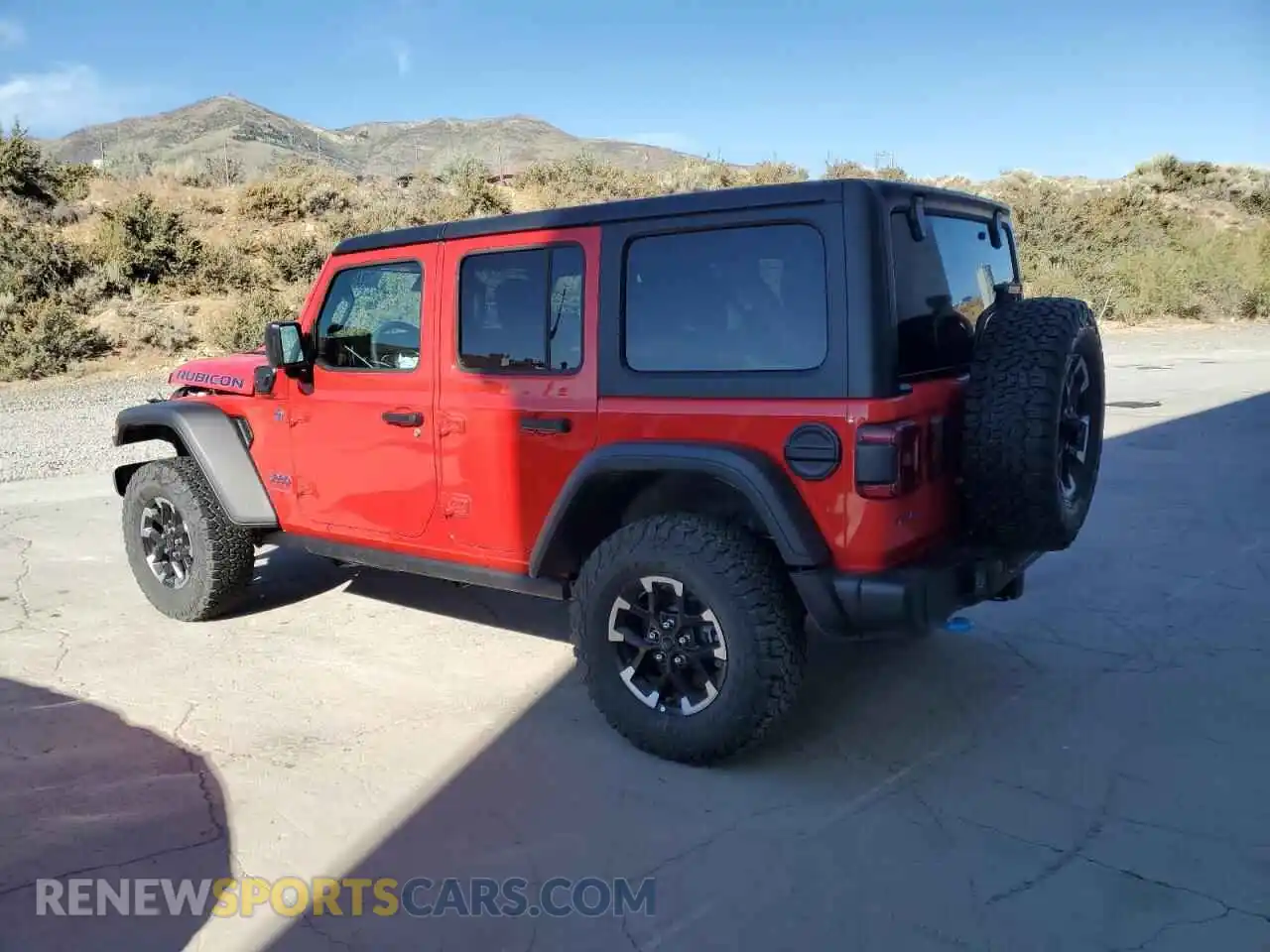 2 Фотография поврежденного автомобиля 1C4RJXR68SW579677 JEEP WRANGLER 2025