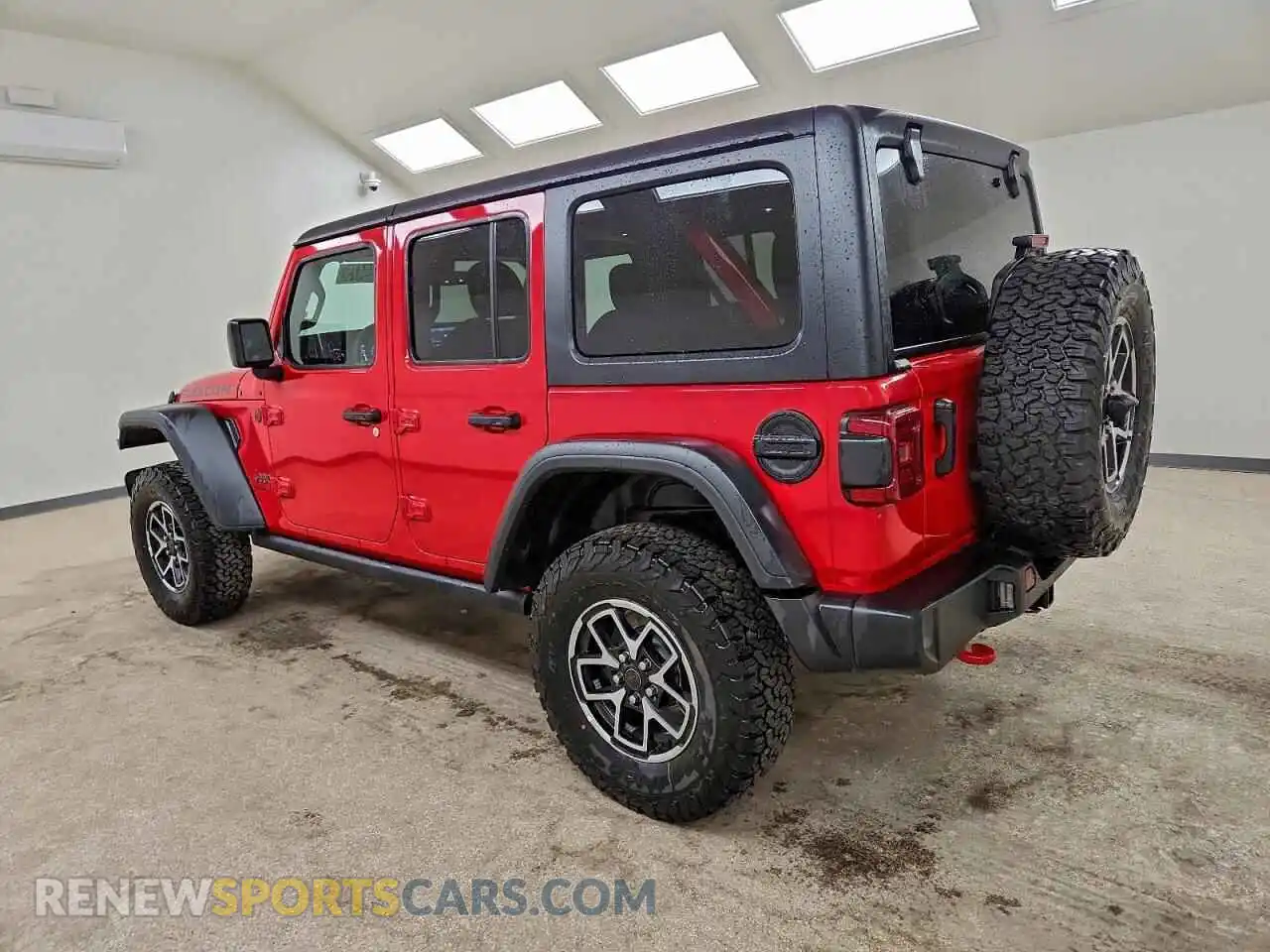 2 Фотография поврежденного автомобиля 1C4PJXFNXTW194674 JEEP WRANGLER 2026