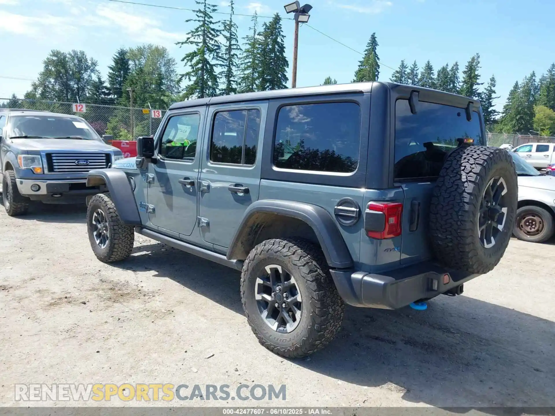 3 fotografías del automóvil dañado 1C4RJXR6XRW240316 JEEP WRANGLER 4XE 2024