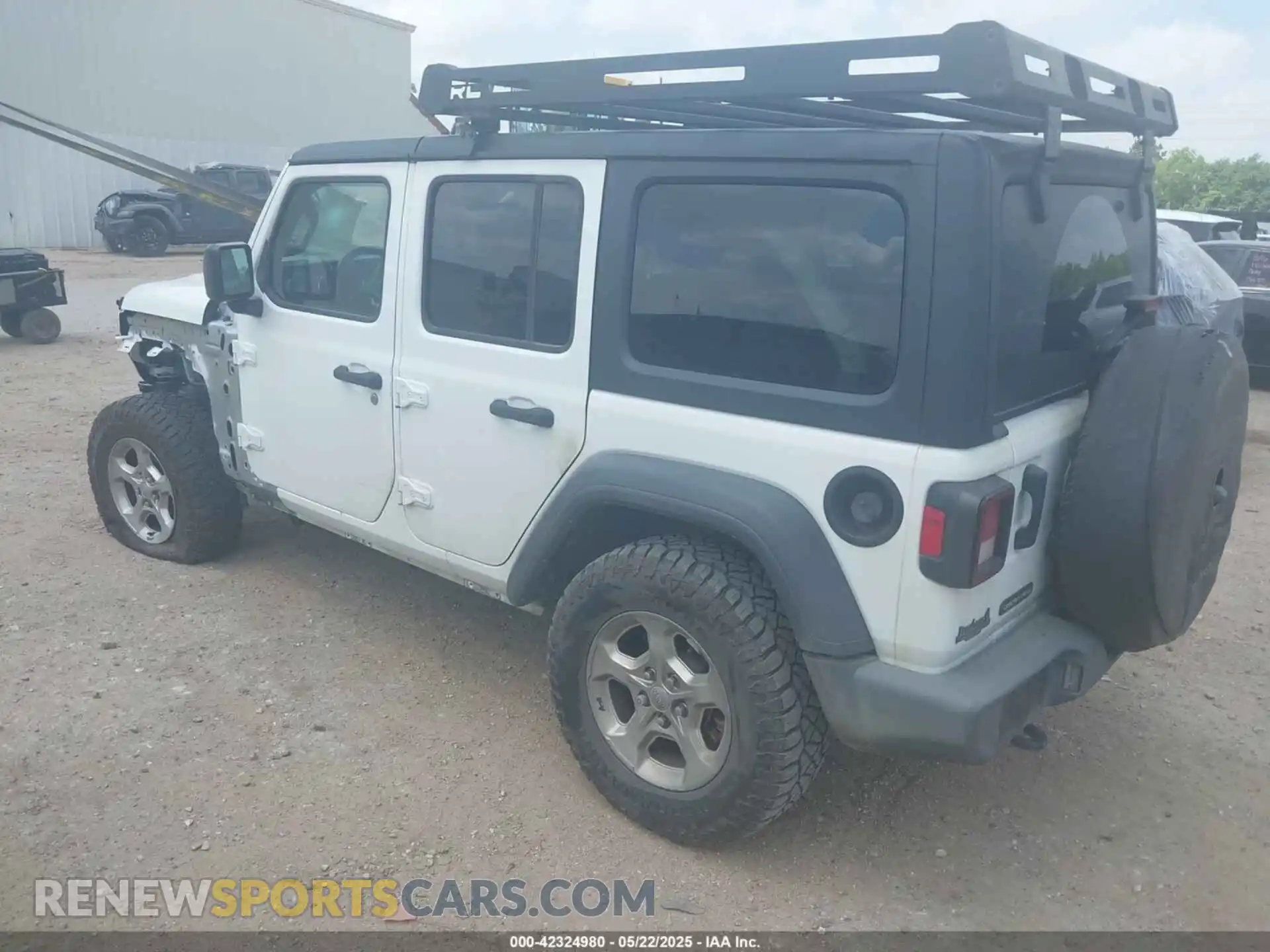3 Photograph of a damaged car 1C4HJXDNXMW623210 JEEP WRANGLER UNLIMITED 2021