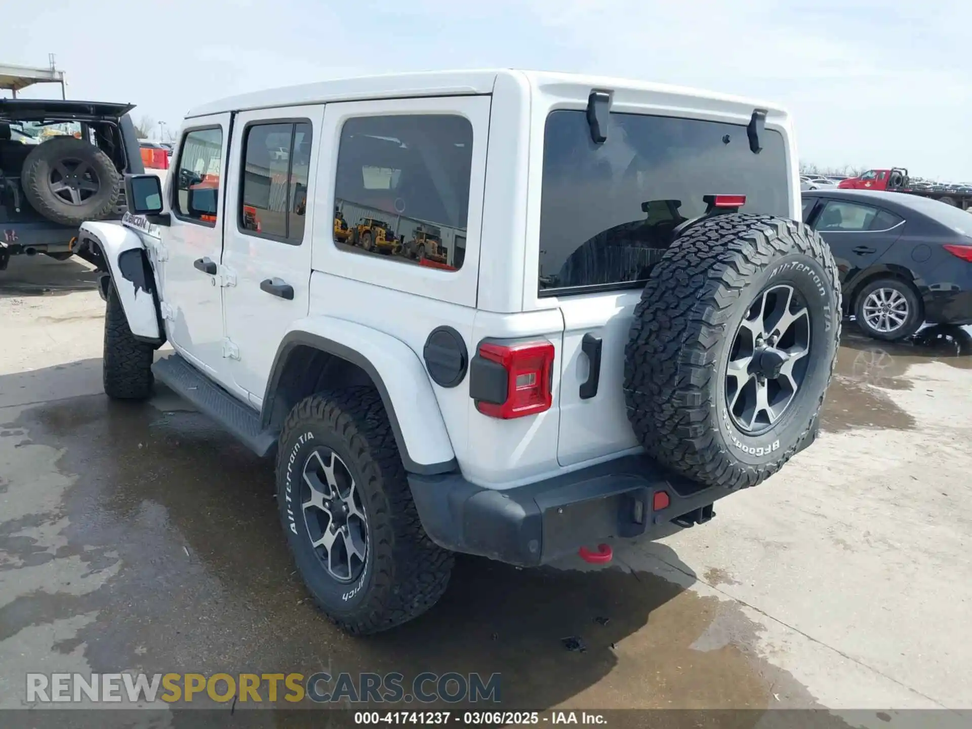 3 Photograph of a damaged car 1C4HJXFG3MW526008 JEEP WRANGLER UNLIMITED 2021