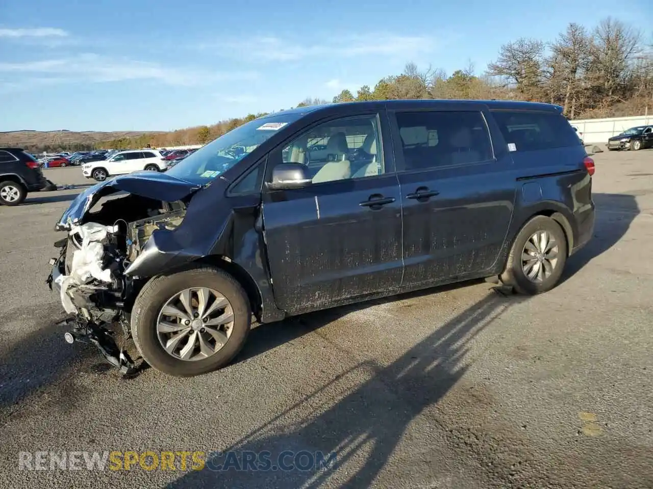 1 Photograph of a damaged car KNDMB5C13K6552475 KIA All Models 2019