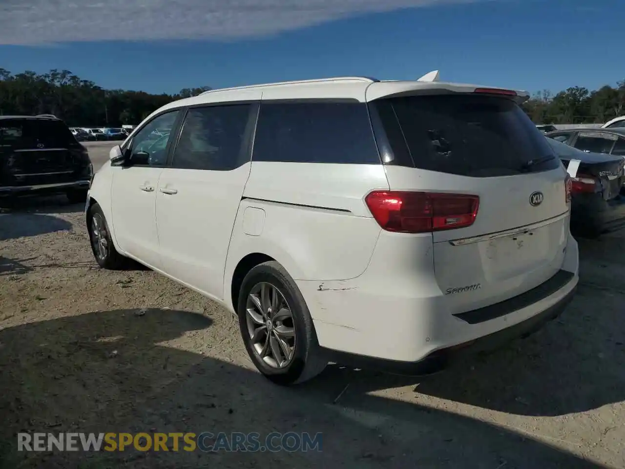 2 Photograph of a damaged car KNDMB5C16K6516604 KIA All Models 2019