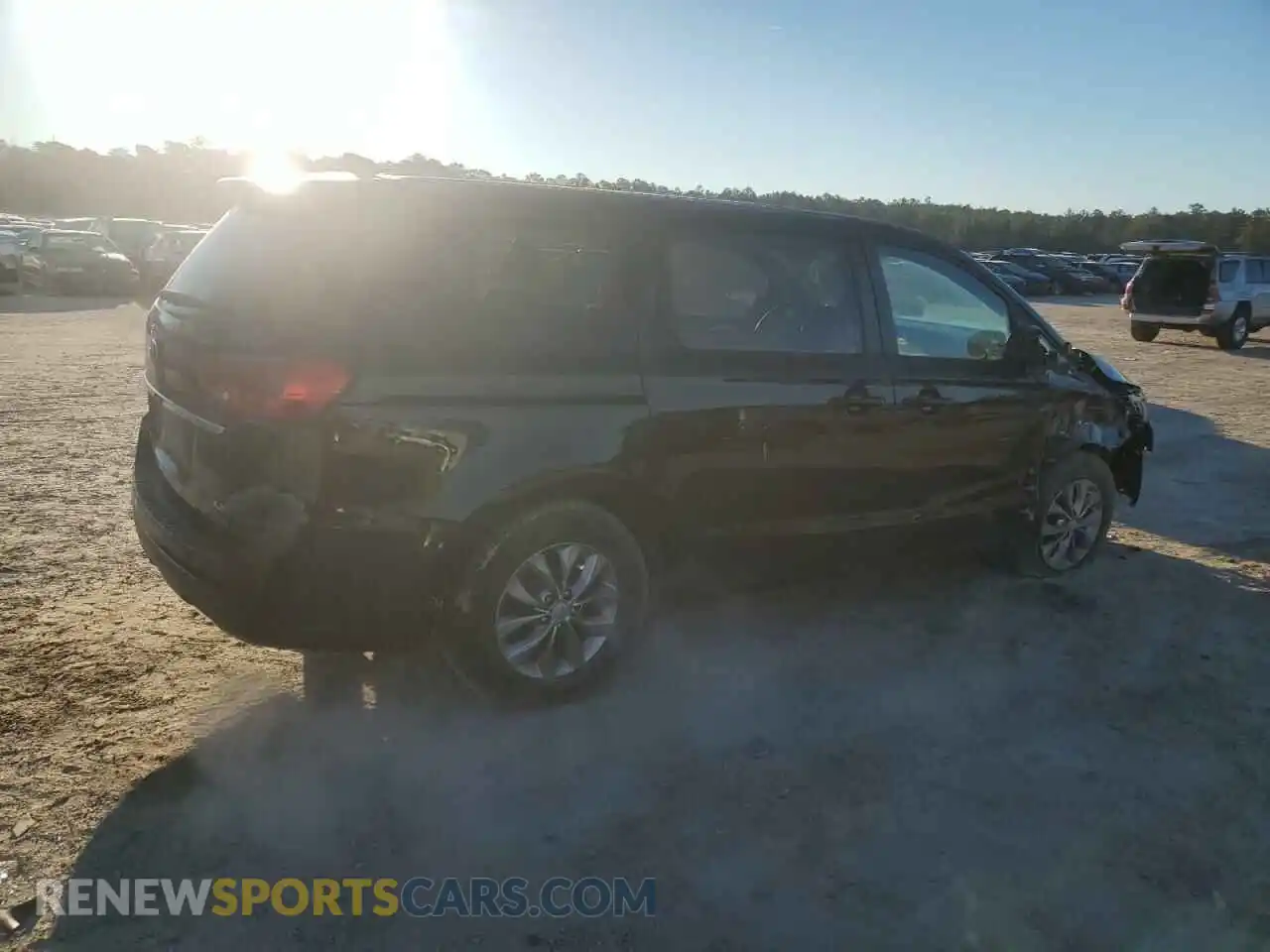 3 Photograph of a damaged car KNDMB5C19L6633997 KIA All Models 2020
