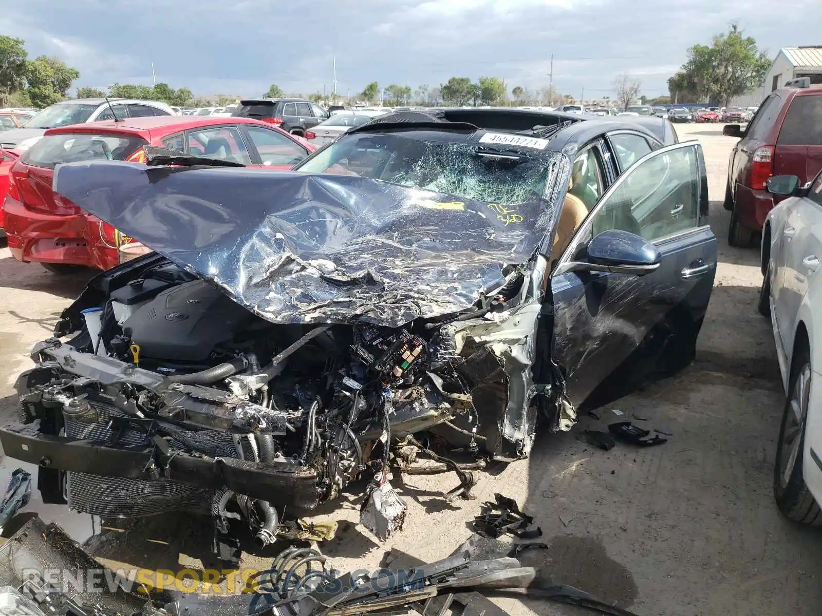 2 Photograph of a damaged car KNALC4J12L5219758 KIA CADENZA 2020