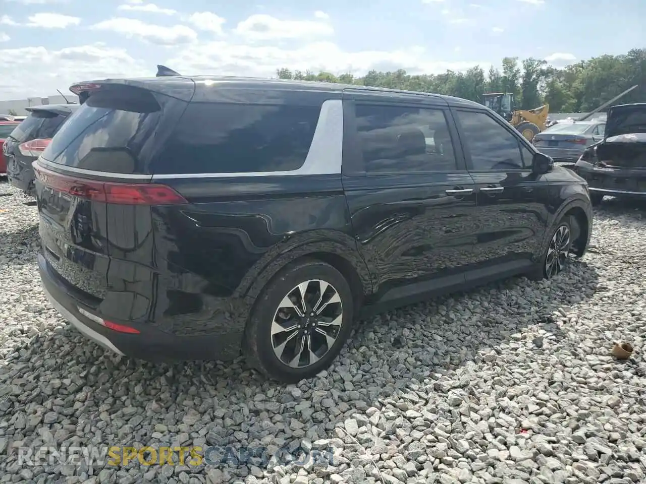 3 Photograph of a damaged car KNDNC5H39P6231933 KIA CARNIVAL E 2023