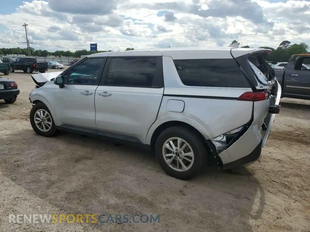 2 Photograph of a damaged car KNDNB4H3XN6167332 KIA CARNIVAL L 2022