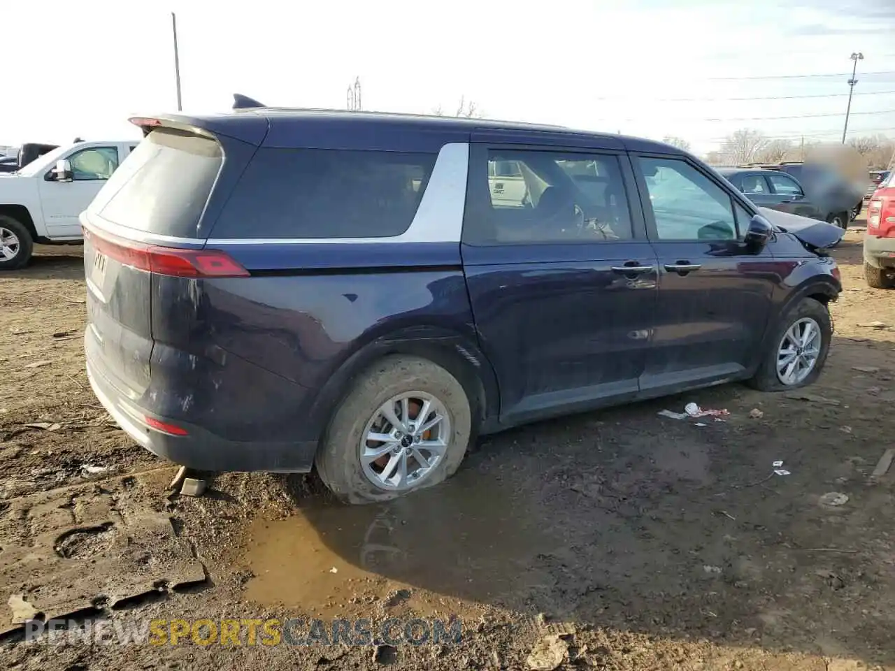 3 fotografías del automóvil dañado KNDNB4H34R6355298 KIA CARNIVAL L 2024