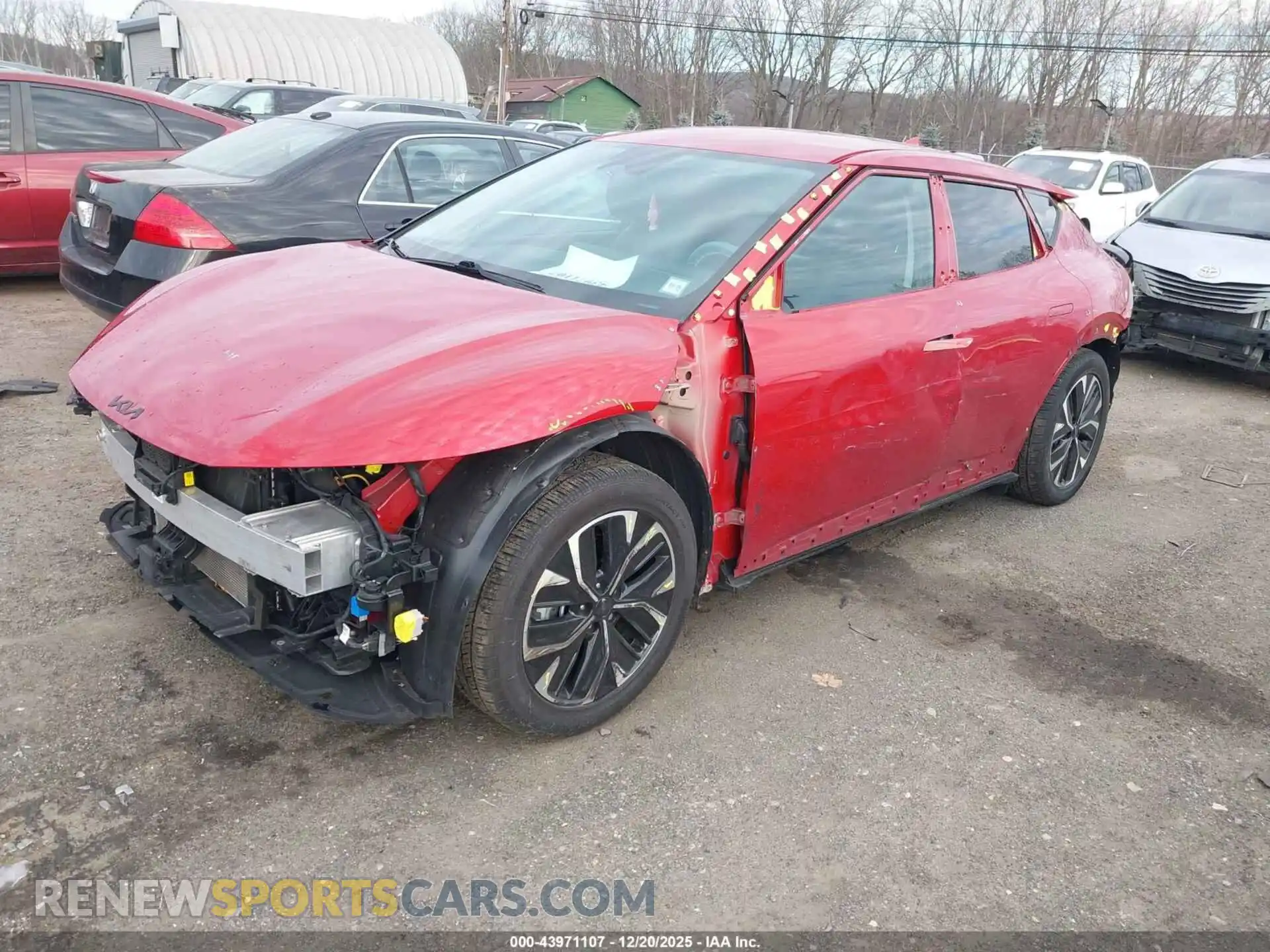 2 Photograph of a damaged car KNDC3DLC5N5037038 KIA EV6 2022