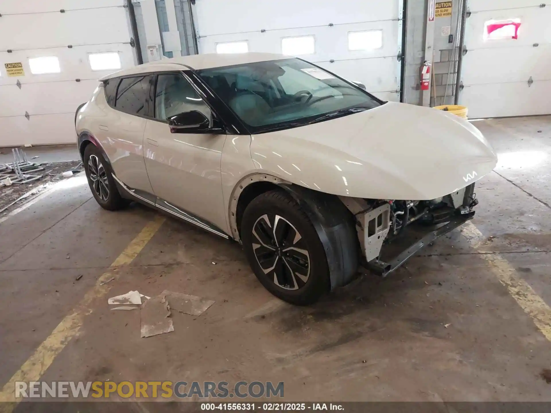 1 Photograph of a damaged car KNDC3DLC8N5080465 KIA EV6 2022