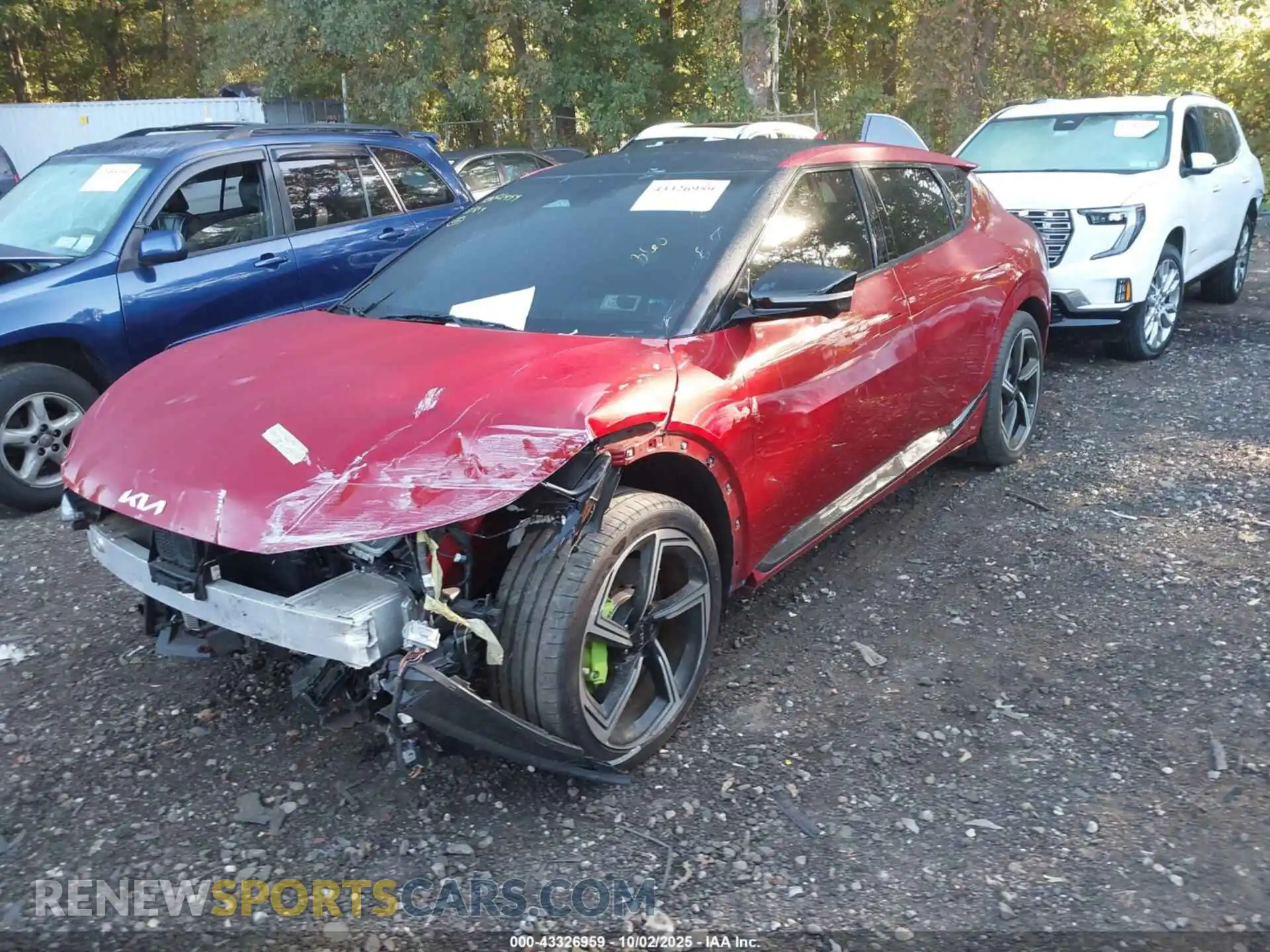 2 Photograph of a damaged car KNDC5DLEXP5132886 KIA EV6 2023