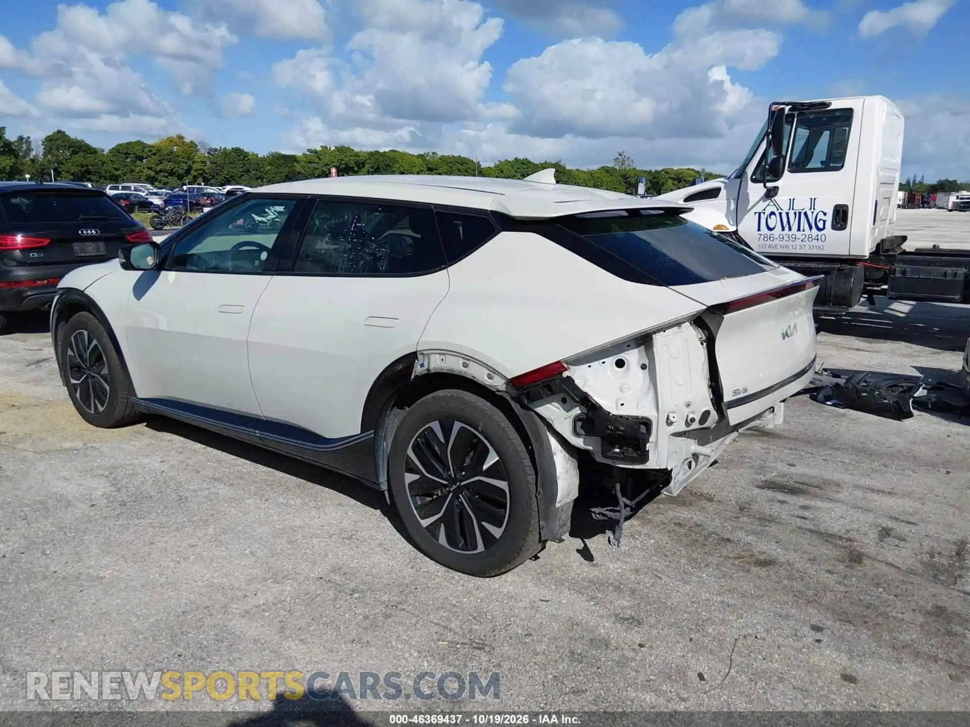 3 Photograph of a damaged car KNDC3DLC3R5160763 KIA EV6 2024