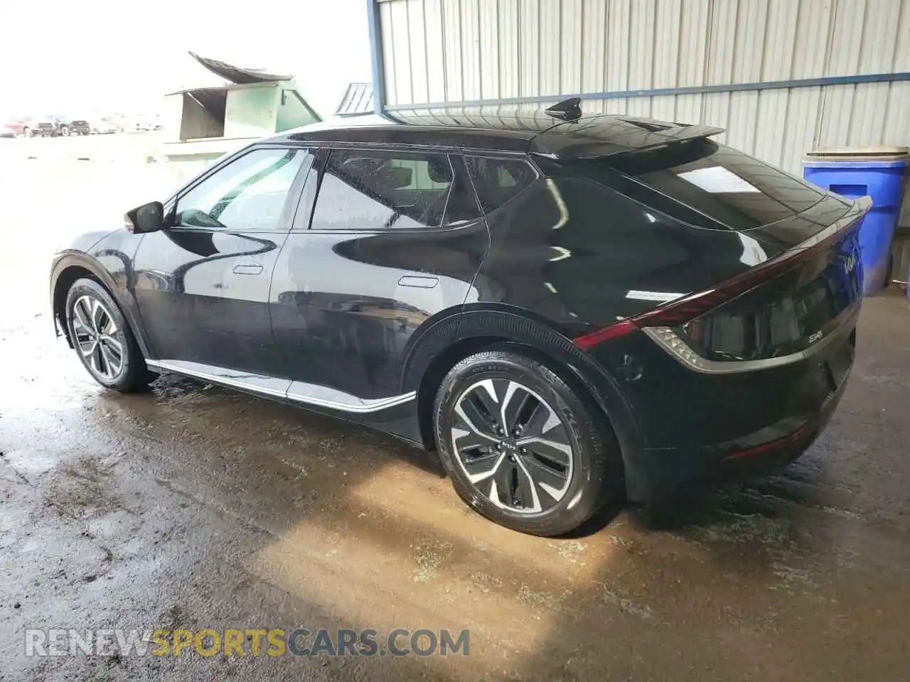 2 Photograph of a damaged car KNDC3DLC5P5611172 KIA EV6 LIGHT 2023