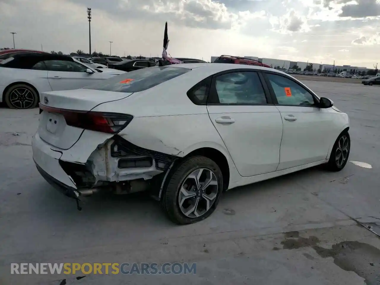 3 Photograph of a damaged car 3KPF24AD1KE127248 KIA FORTE 2019