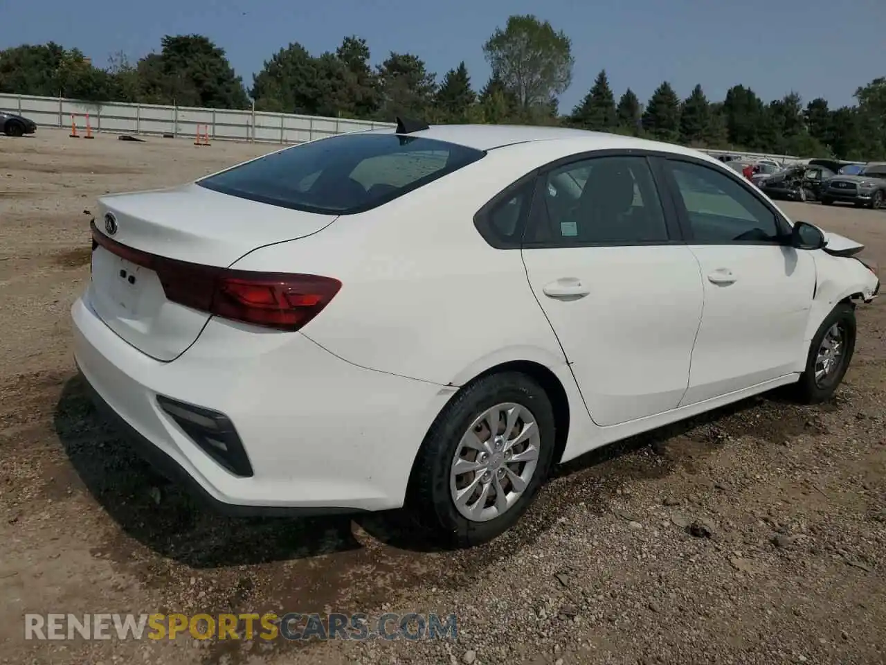 3 Photograph of a damaged car 3KPF24AD2KE132913 KIA FORTE 2019