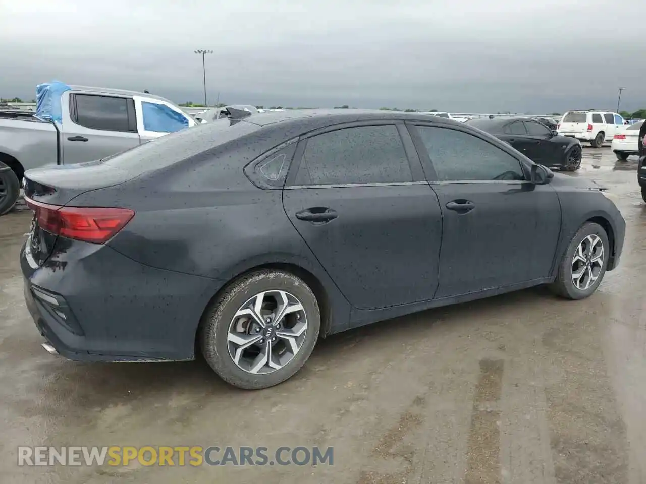 3 Photograph of a damaged car 3KPF24AD4KE040380 KIA FORTE 2019