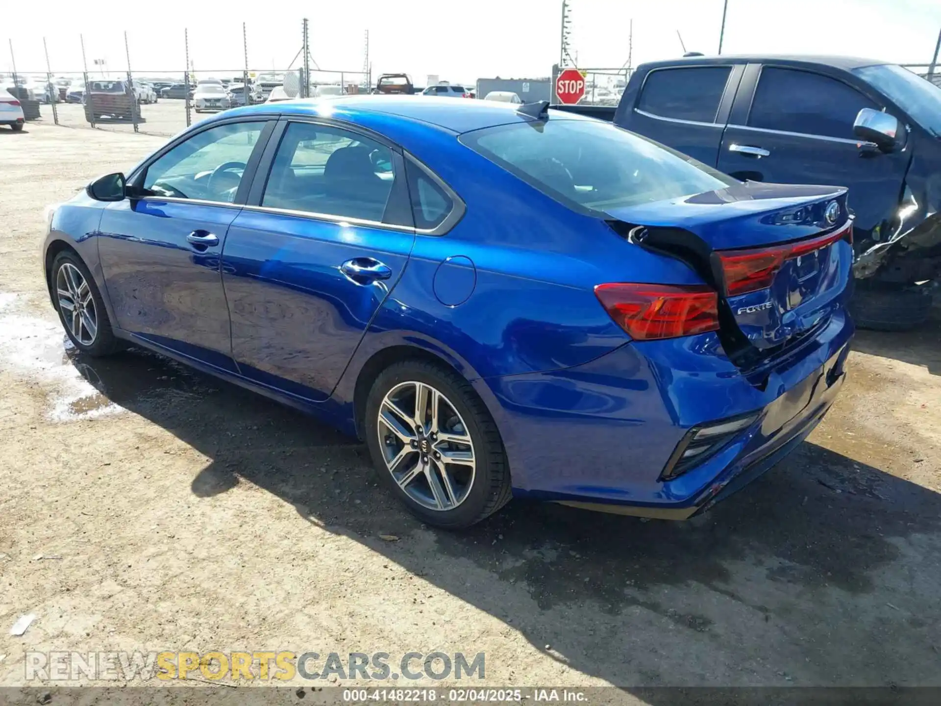 3 Photograph of a damaged car 3KPF34AD4KE018070 KIA FORTE 2019
