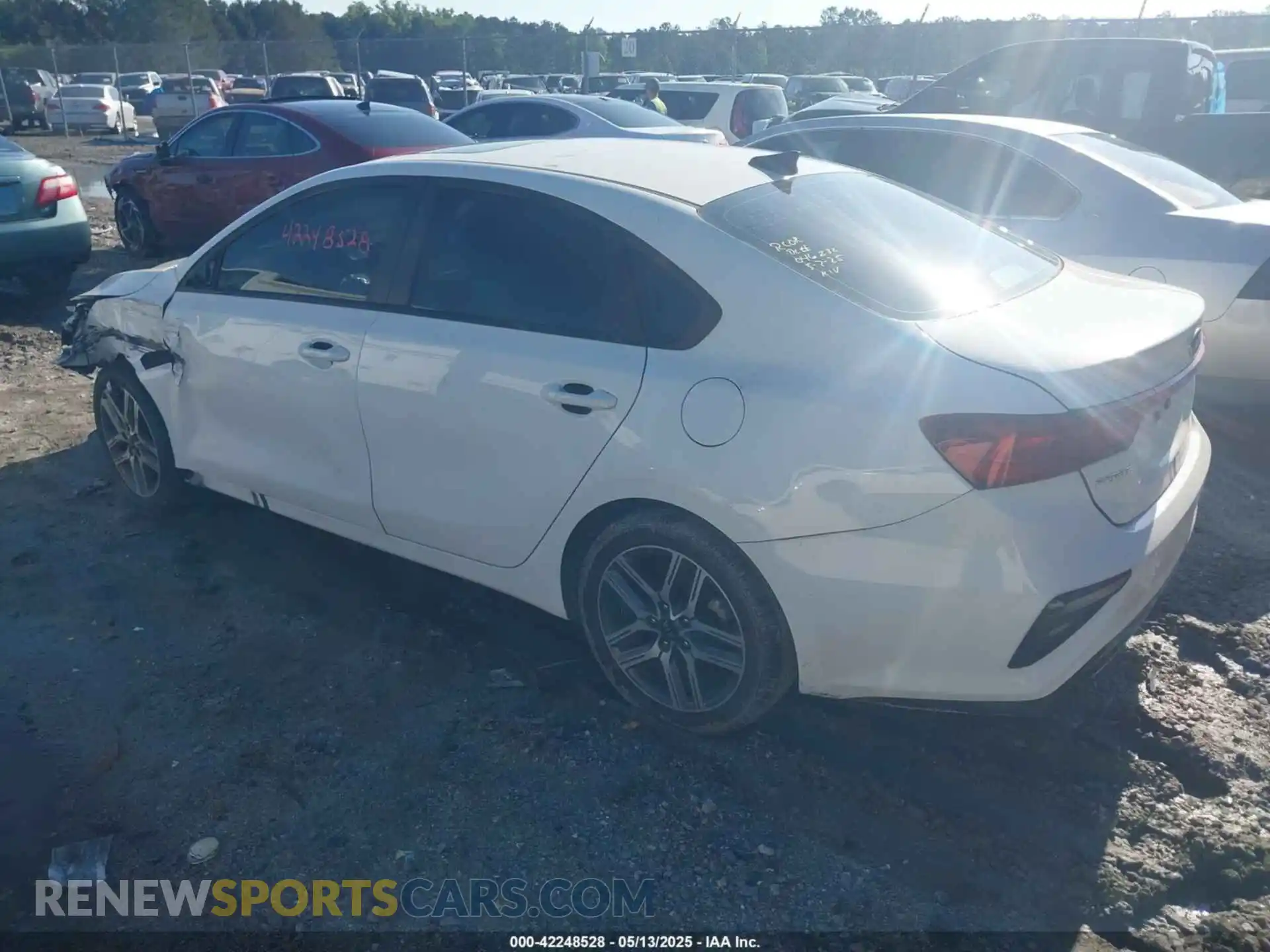 3 Photograph of a damaged car 3KPF34AD5KE026596 KIA FORTE 2019