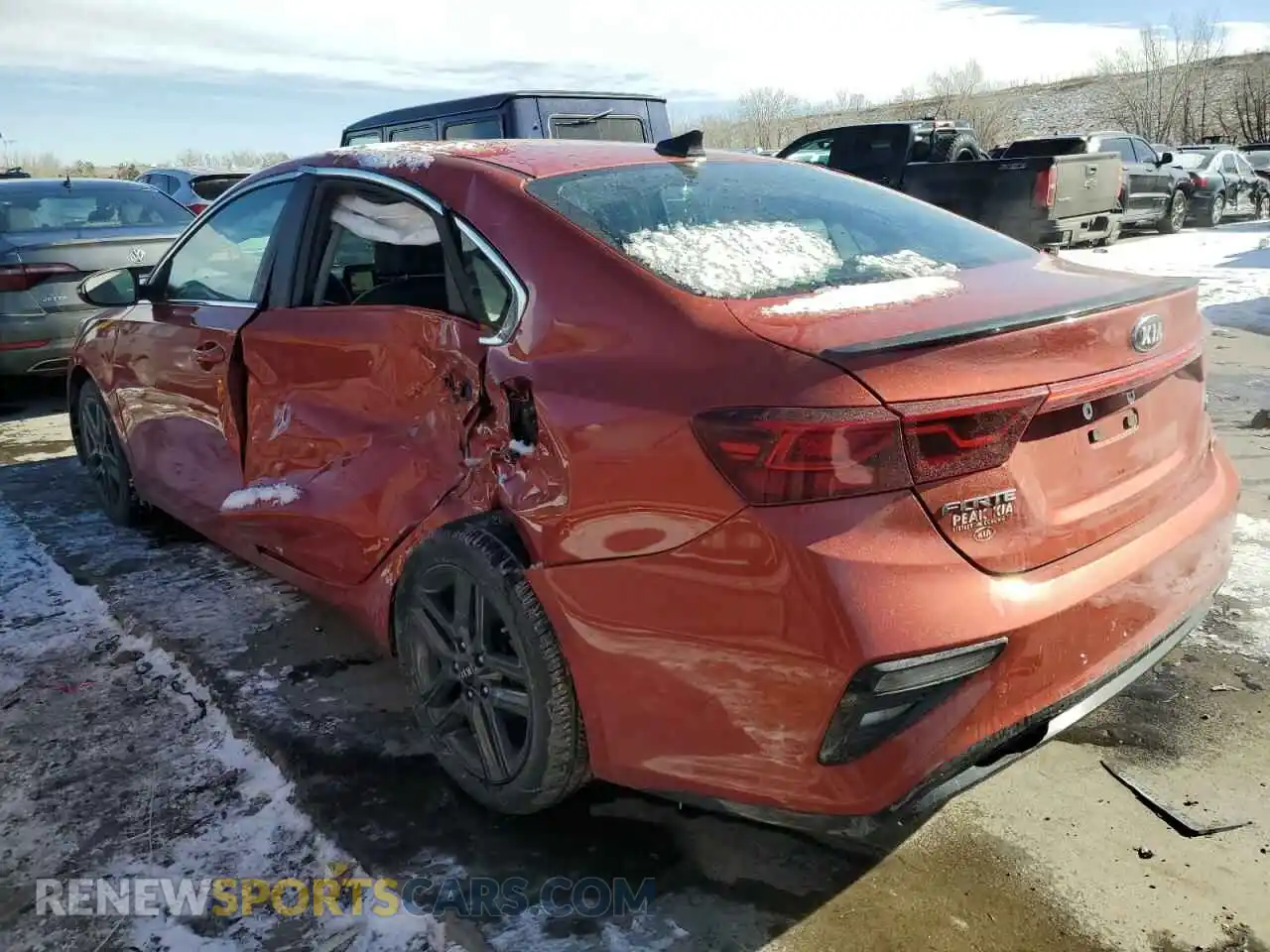 2 fotografías del automóvil dañado 3KPF54AD0KE087333 KIA FORTE 2019