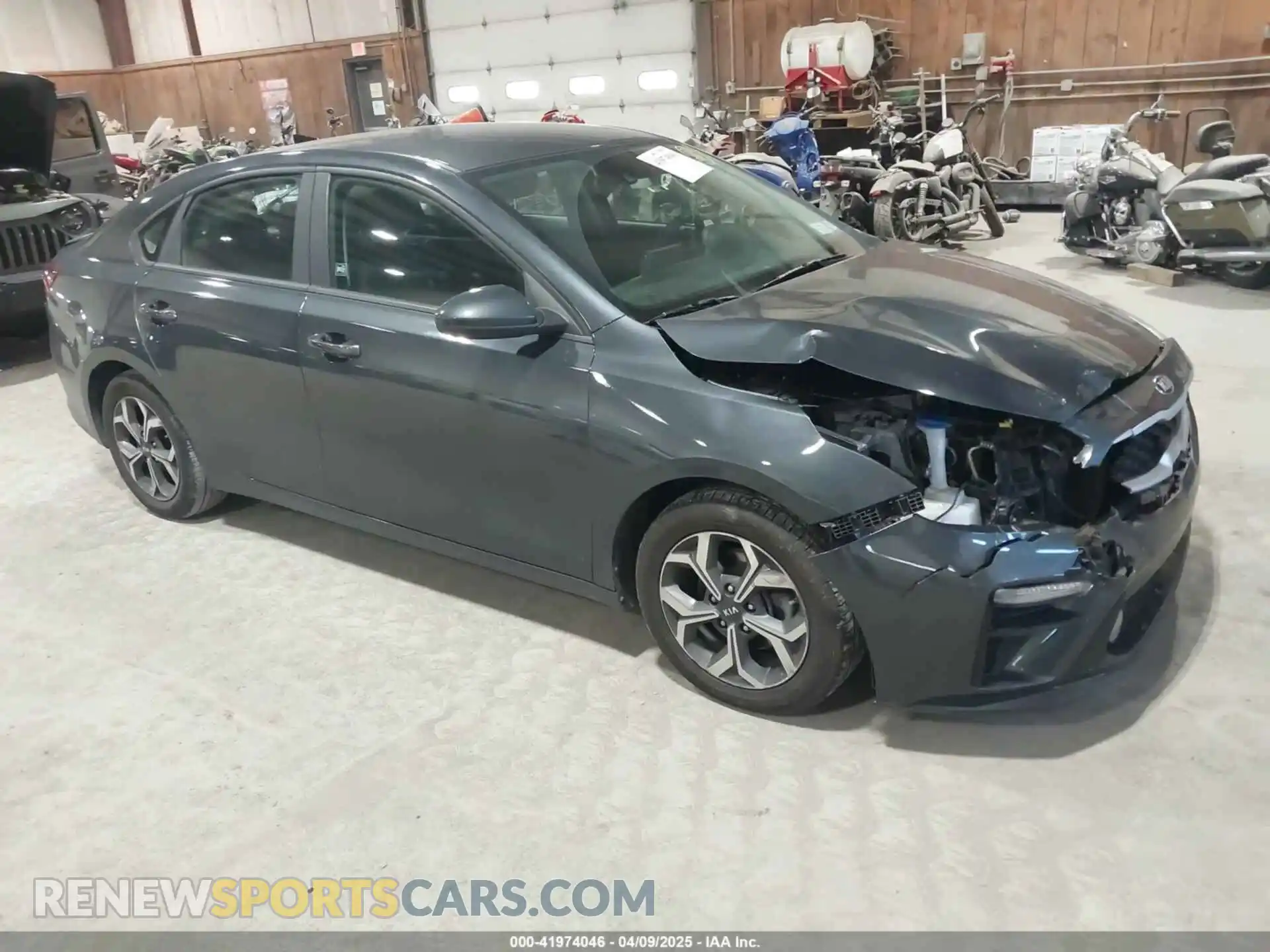 1 Photograph of a damaged car 3KPF24AD0LE173994 KIA FORTE 2020