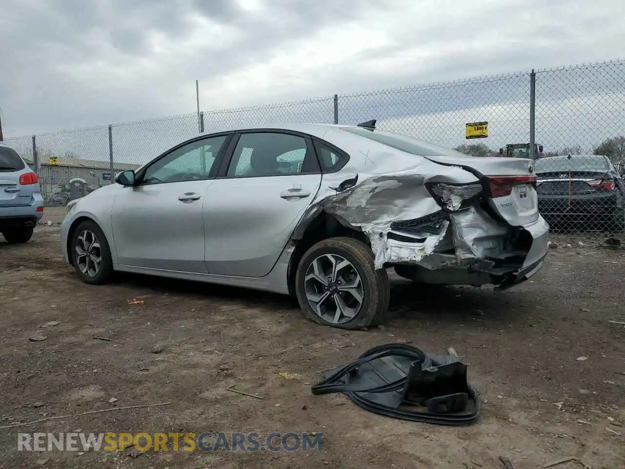 2 Photograph of a damaged car 3KPF24AD0LE187085 KIA FORTE 2020