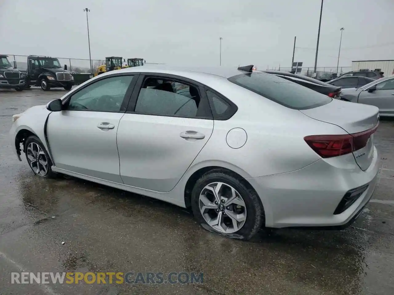 2 Photograph of a damaged car 3KPF24AD0LE187832 KIA FORTE 2020