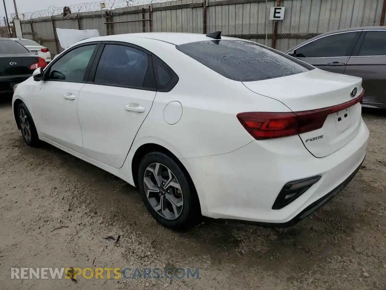 2 Фотография поврежденного автомобиля 3KPF24AD0LE206668 KIA FORTE 2020