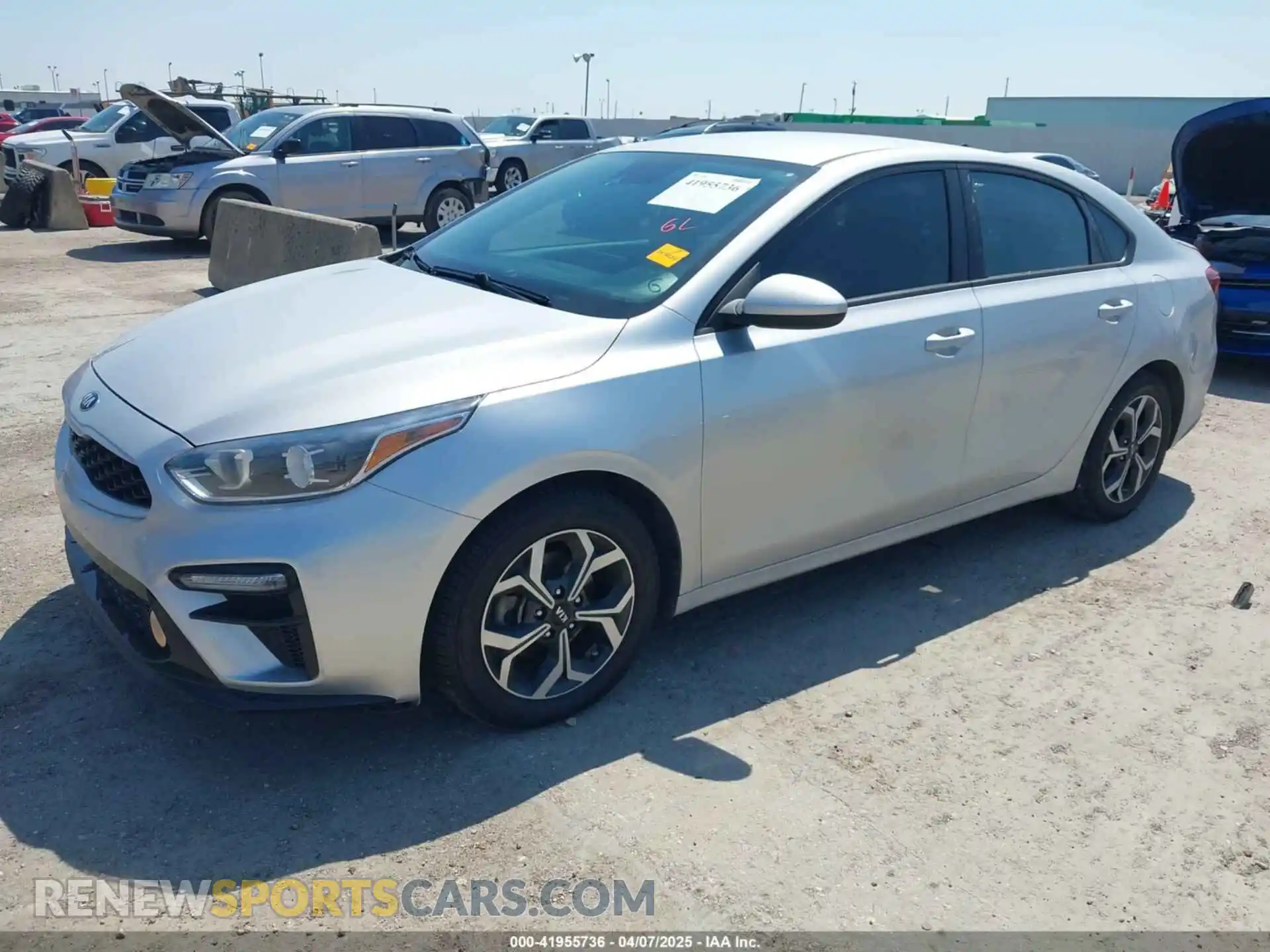 2 Photograph of a damaged car 3KPF24AD0LE236513 KIA FORTE 2020